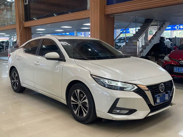 Фото 3 - Nissan Sylphy