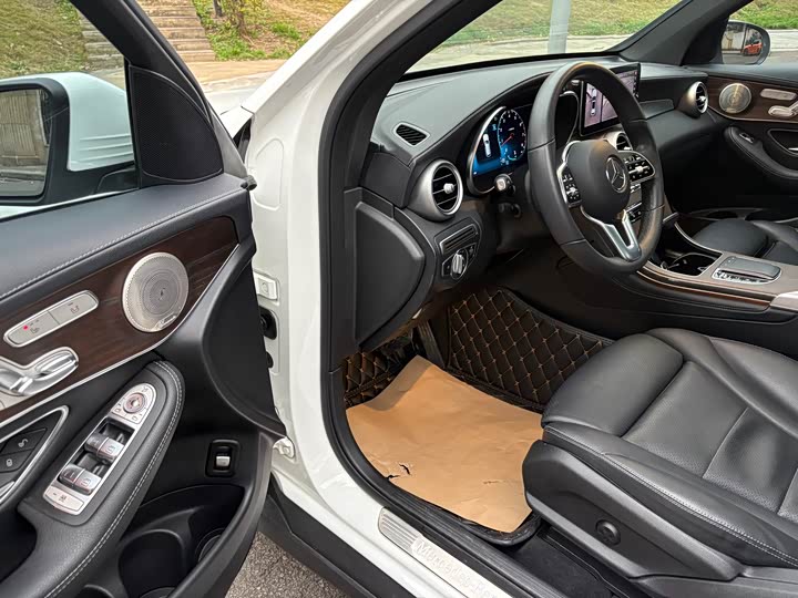 Фото 5 - Mercedes-Benz GLC-Class