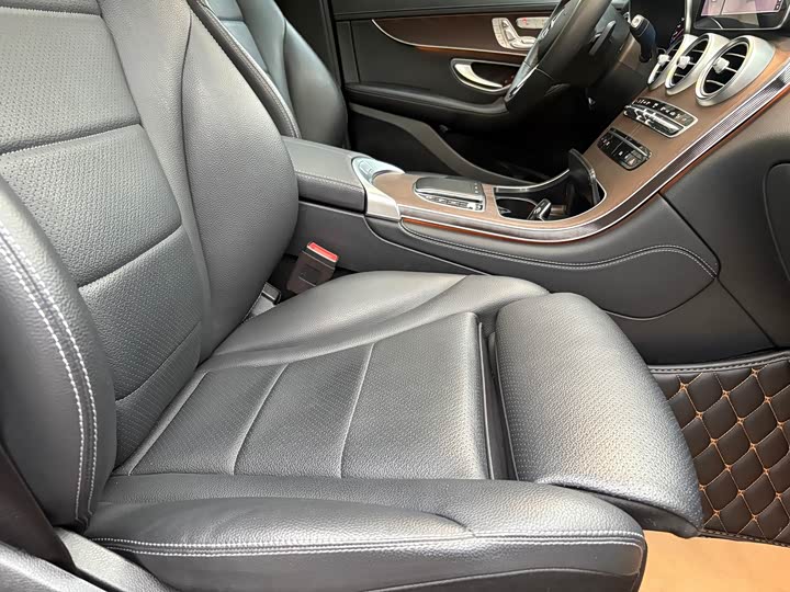 Фото 6 - Mercedes-Benz GLC-Class