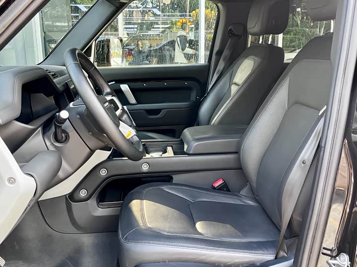 Фото 7 - Land Rover Defender