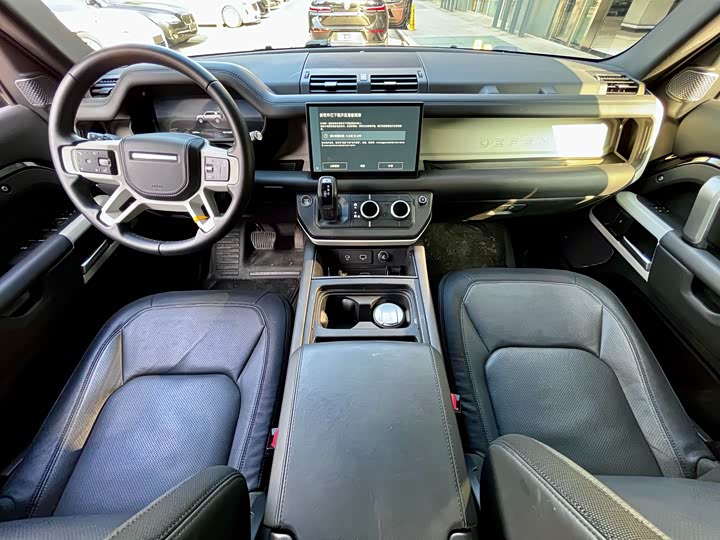 Фото 8 - Land Rover Defender