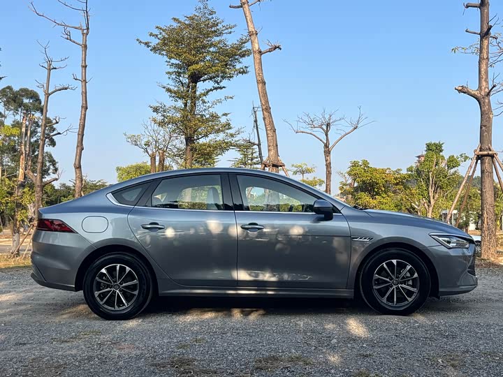 Фото 8 - BYD Qin Plus