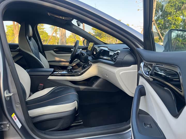 Фото 9 - BYD Qin Plus