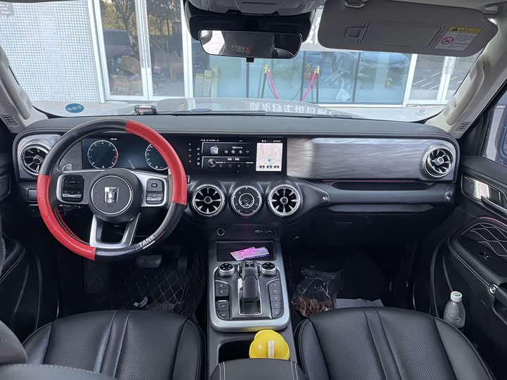 Фото 9 - Tank 300