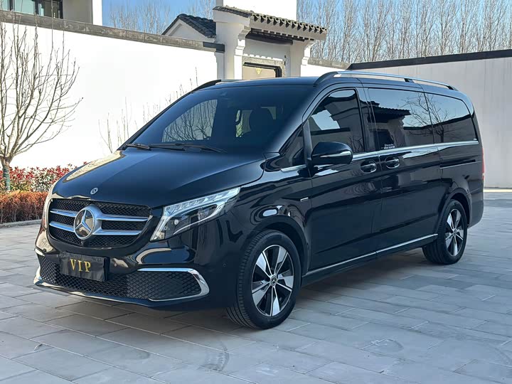 Фото 1 - Mercedes-Benz V-Class