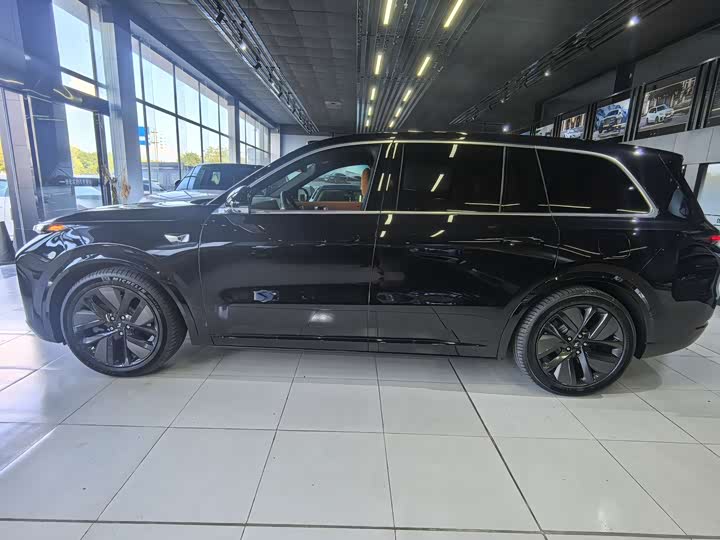 Фото 8 - LiXiang L9