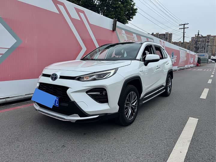 Фото 1 - Toyota Wildlander