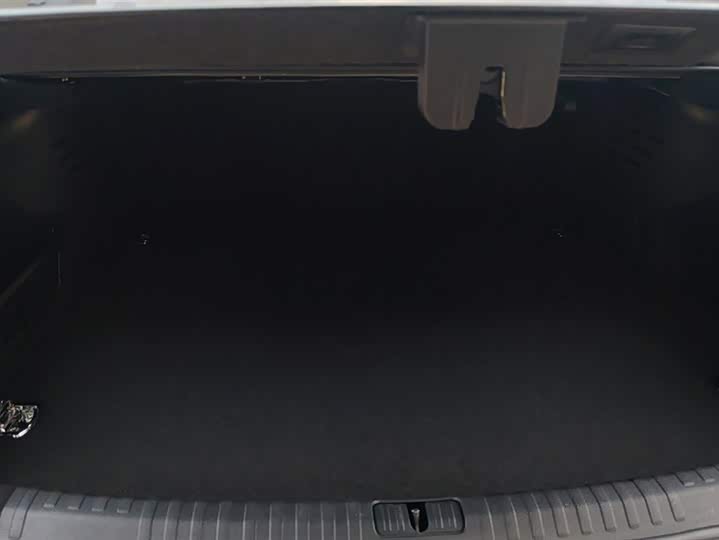 Фото 4 - Audi A6L Hybrid