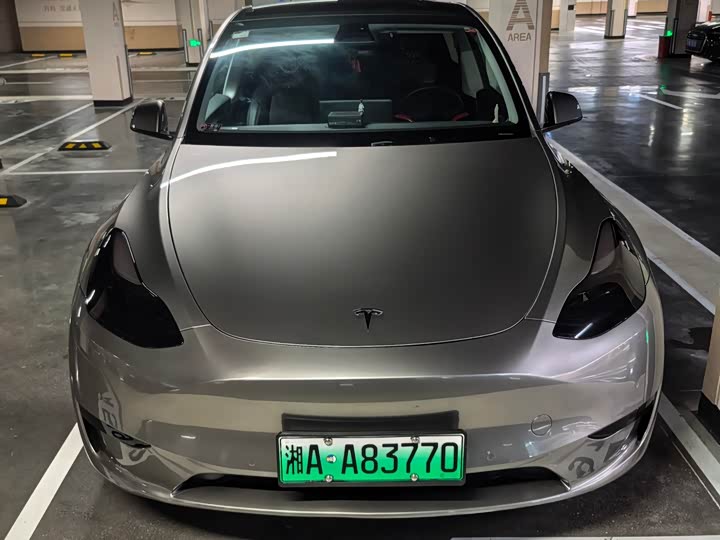 Фото 2 - Tesla Model Y