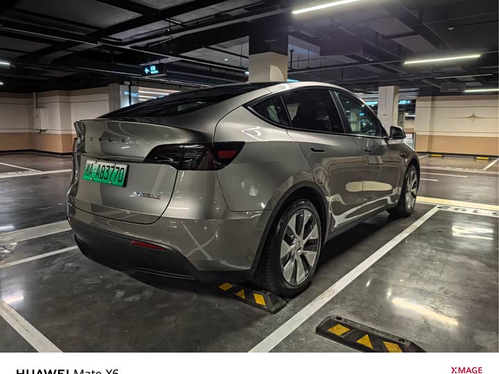 Фото 6 - Tesla Model Y