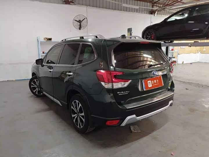 Фото 3 - Subaru Forester