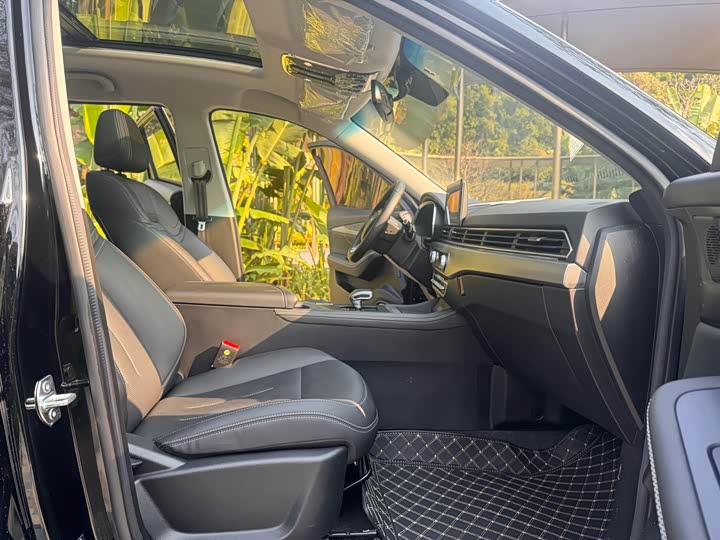 Фото 6 - Jetour X70S