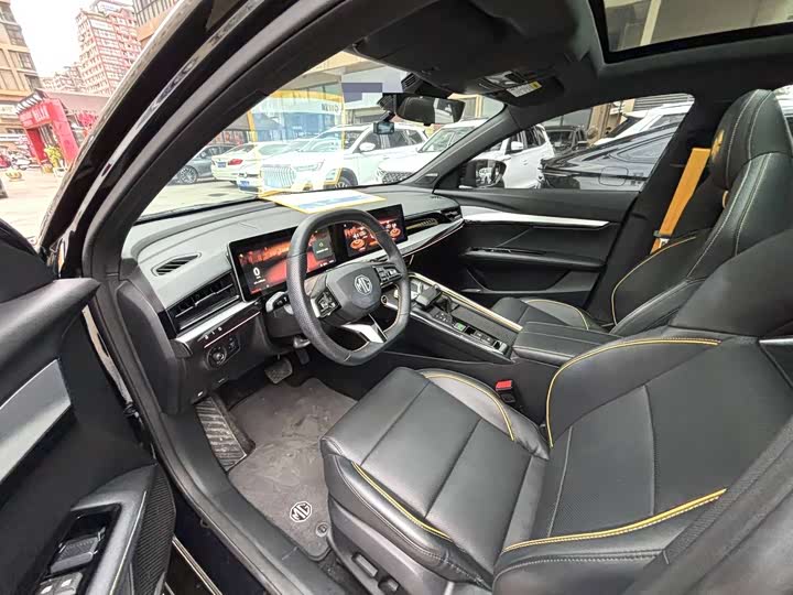 Фото 4 - MG Motor 5 Scorpio