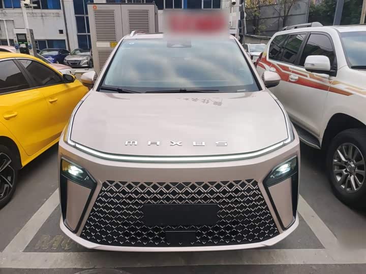 Фото 3 - Maxus G70