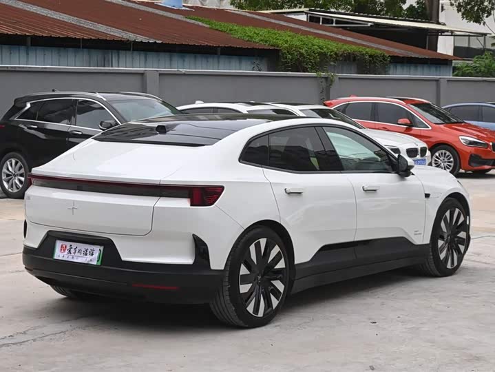 Фото 5 - Polestar 4