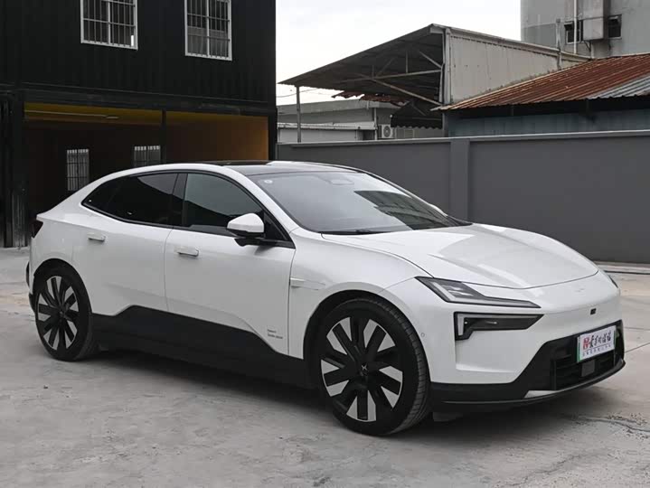 Фото 7 - Polestar 4