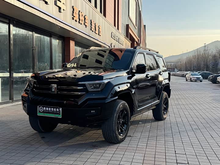 Фото 1 - Tank 400 Hybrid