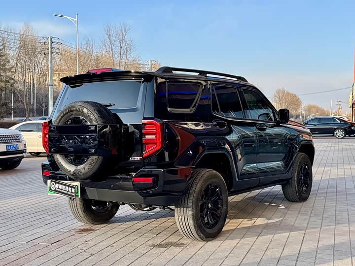 Фото 7 - Tank 400 Hybrid