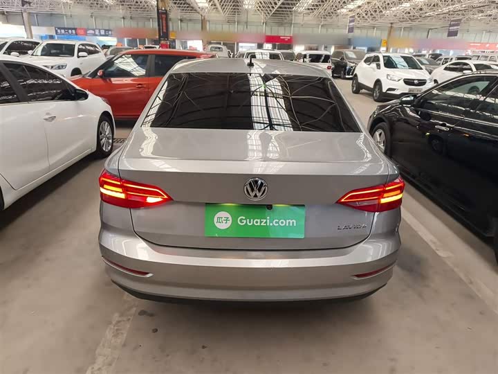 Фото 6 - Volkswagen Lavida