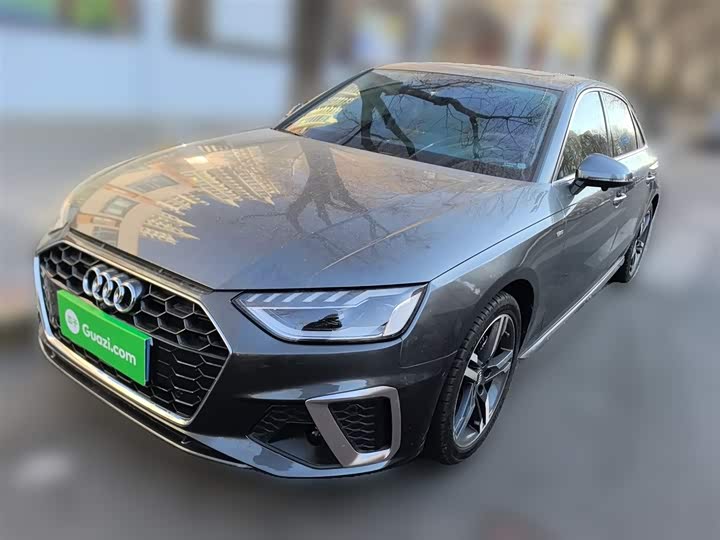 Фото 1 - Audi A4L