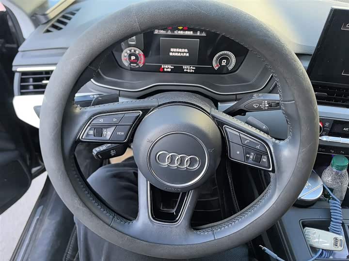 Фото 3 - Audi A4L
