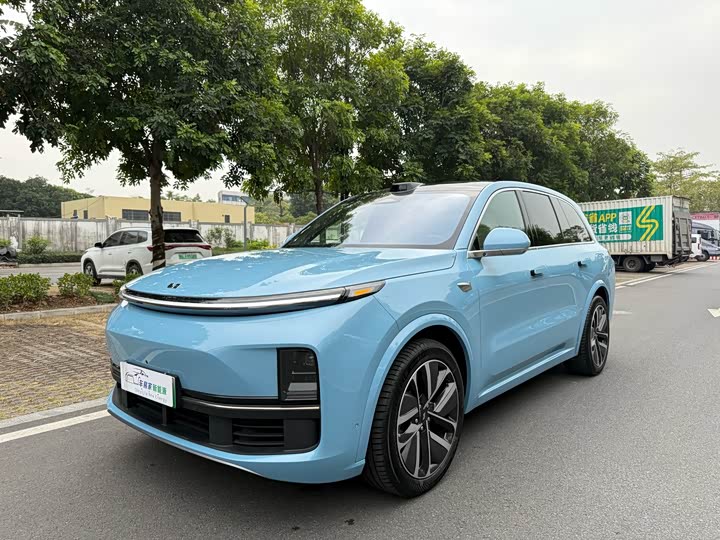 Фото 1 - LiXiang L8