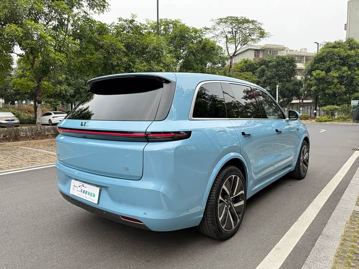 Фото 6 - LiXiang L8