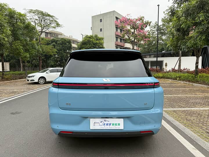 Фото 7 - LiXiang L8