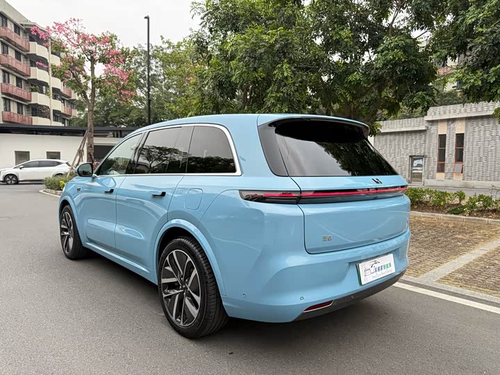 Фото 8 - LiXiang L8