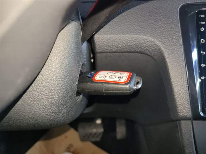 Фото 9 - Volkswagen Santana