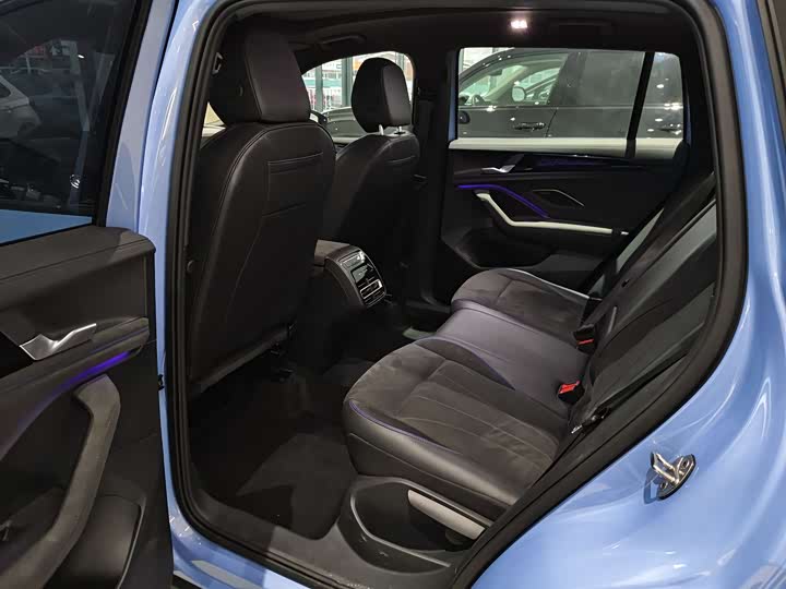 Фото 7 - Volkswagen Tiguan L Pro