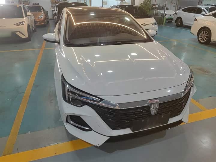 Фото 4 - Roewe i6 Max EV