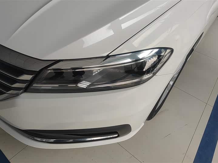 Фото 5 - Volkswagen Lavida