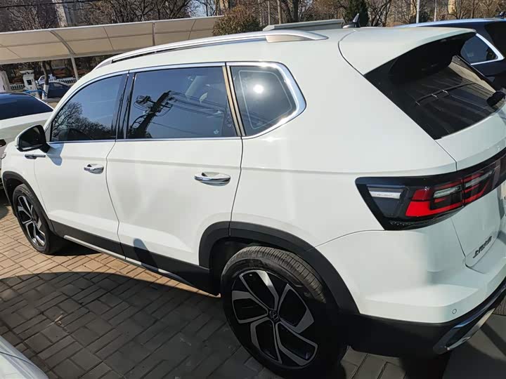 Фото 5 - Volkswagen Tharu