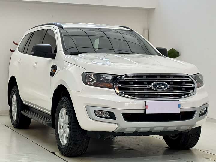 Фото 3 - Ford Everest
