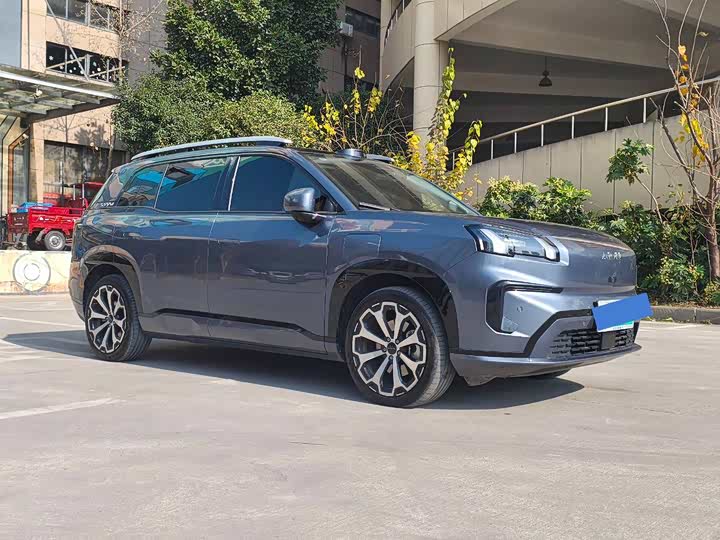 Фото 3 - GAC Aion V