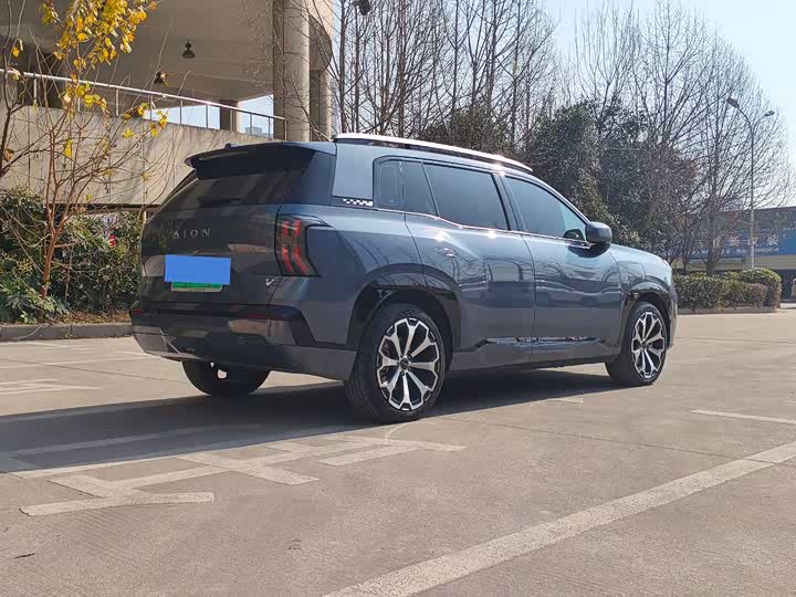 Фото 4 - GAC Aion V