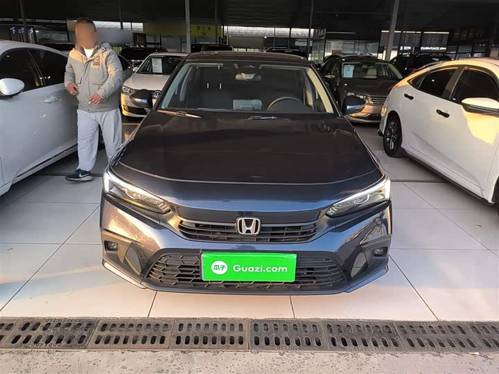 Фото 3 - Honda Civic