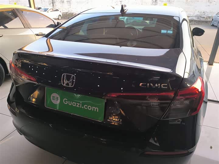 Фото 6 - Honda Civic