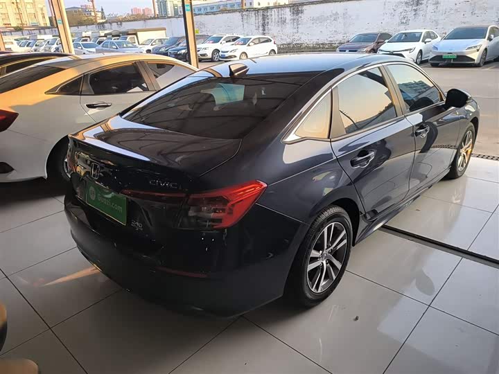 Фото 7 - Honda Civic