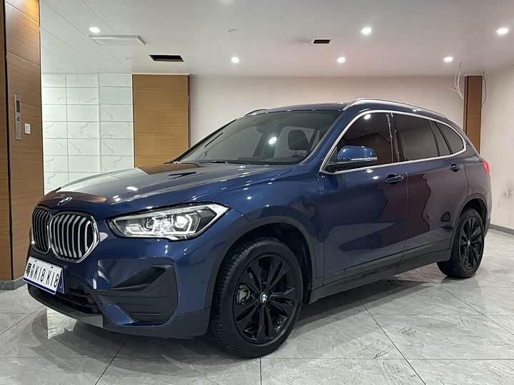 Фото 1 - BMW X1