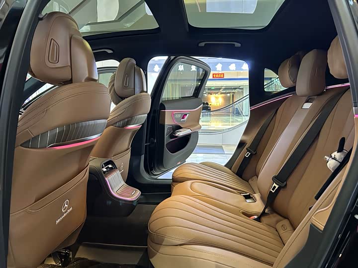 Фото 6 - Mercedes-Benz E-Class