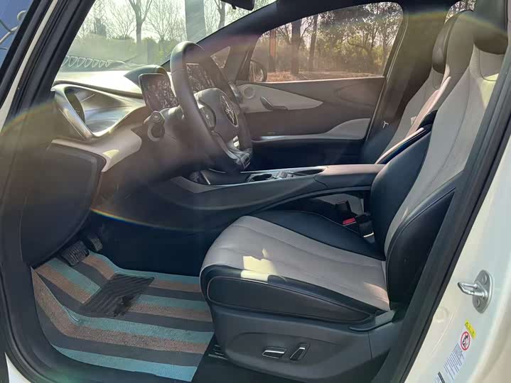 Фото 4 - BYD Dolphin