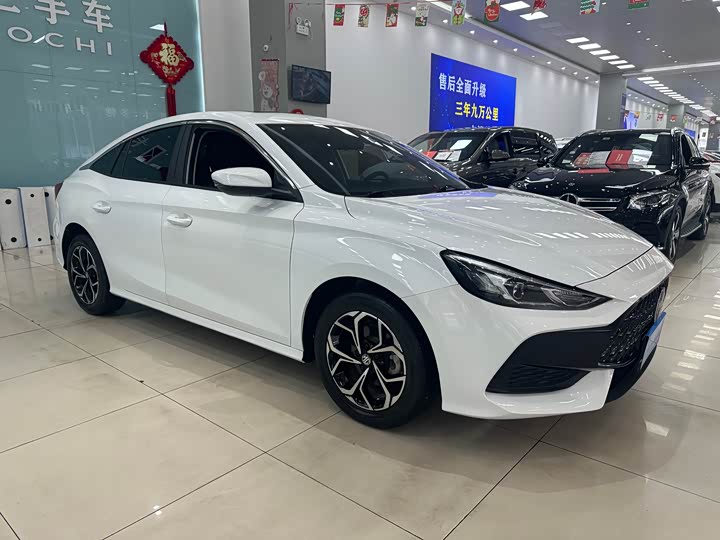 Фото 4 - MG Motor 5