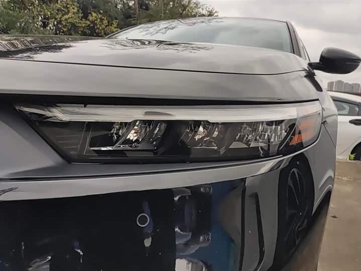 Фото 5 - Honda Accord