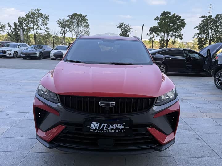 Фото 3 - Geely Coolray