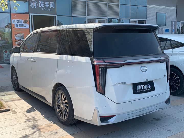 Фото 7 - GAC Trumpchi M8