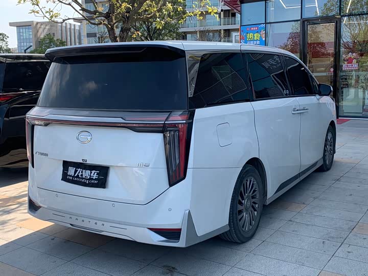 Фото 8 - GAC Trumpchi M8