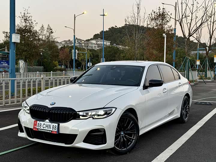 Фото 2 - BMW 3 Series