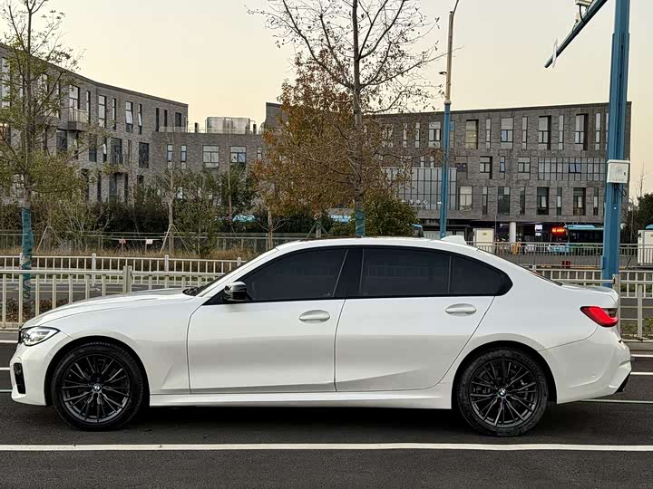 Фото 3 - BMW 3 Series